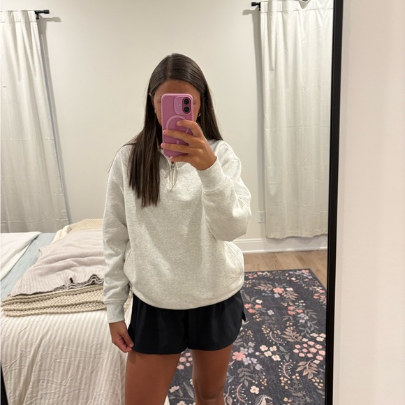 Varley Pants - Varley Black Athletic Shorts